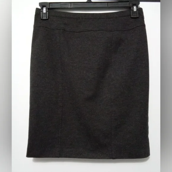 Ellen Tracy Dark Charcoal Grey Pencil Skirt - Women's Size Medium - Picture 1 of 7